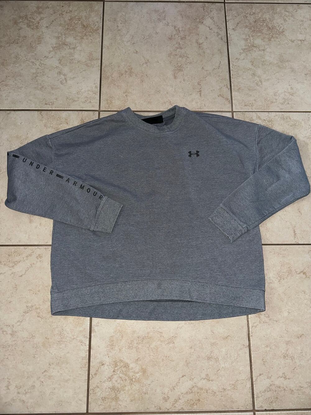 Under Armour Gray Fleece Crewneck Sweatshirt Women’s Medium